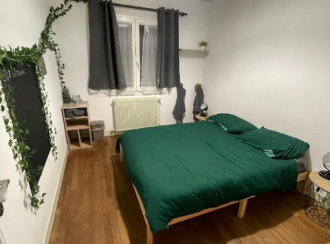 Проживание в семье Le Ranch - D'hotes - Proche Centre Реймс